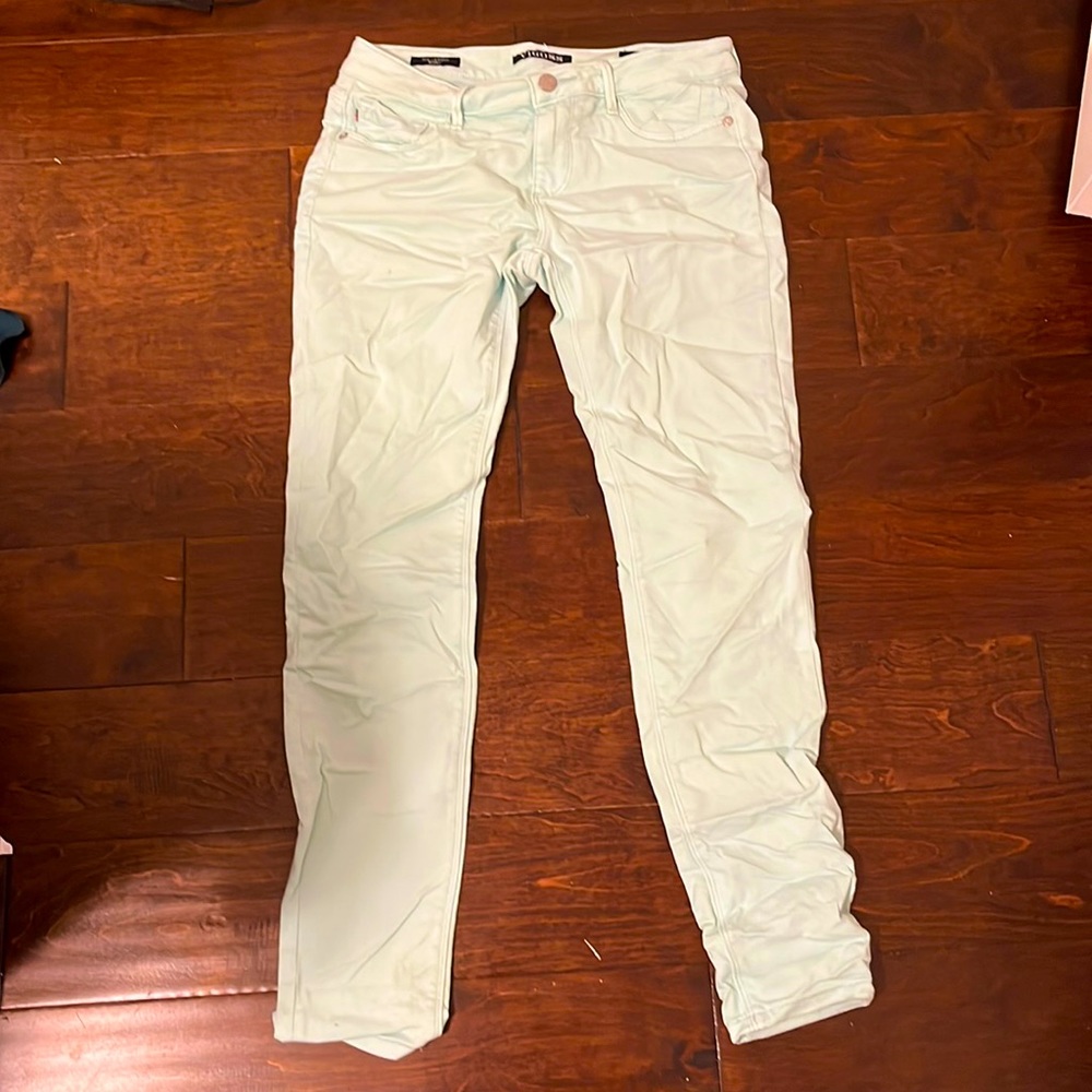Vigoss womens jeans size 27 mint green